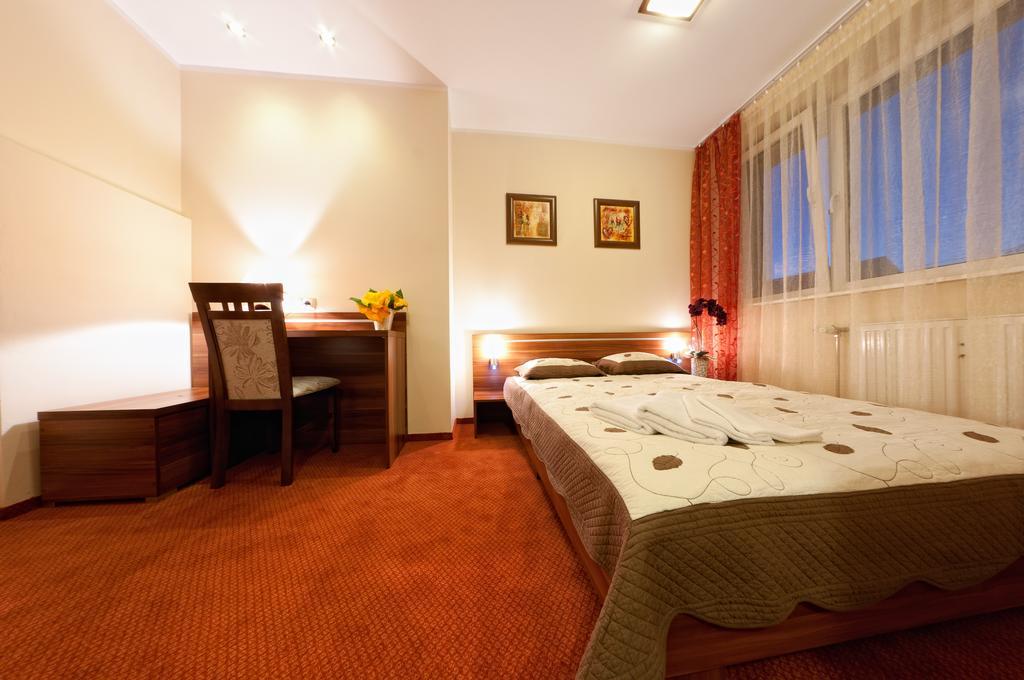 Hotel-24 2*