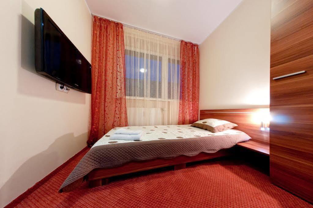 Hotel-24 Hotel 2*